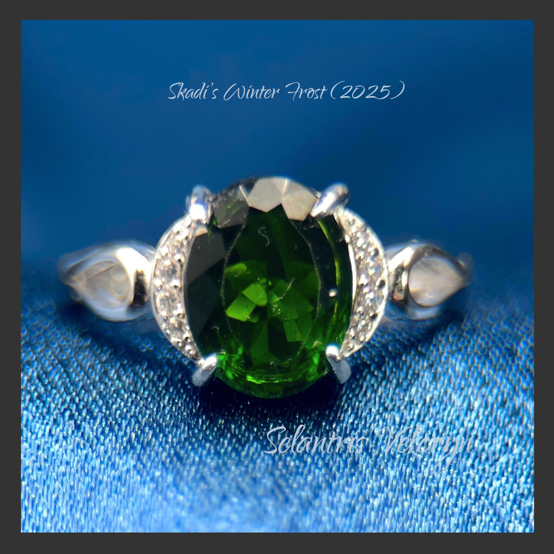 Verdant Guardian | Deep Green Diopside 2.27 cts Boundary Ring in Sterling Silver | Skadi's Winter Frost